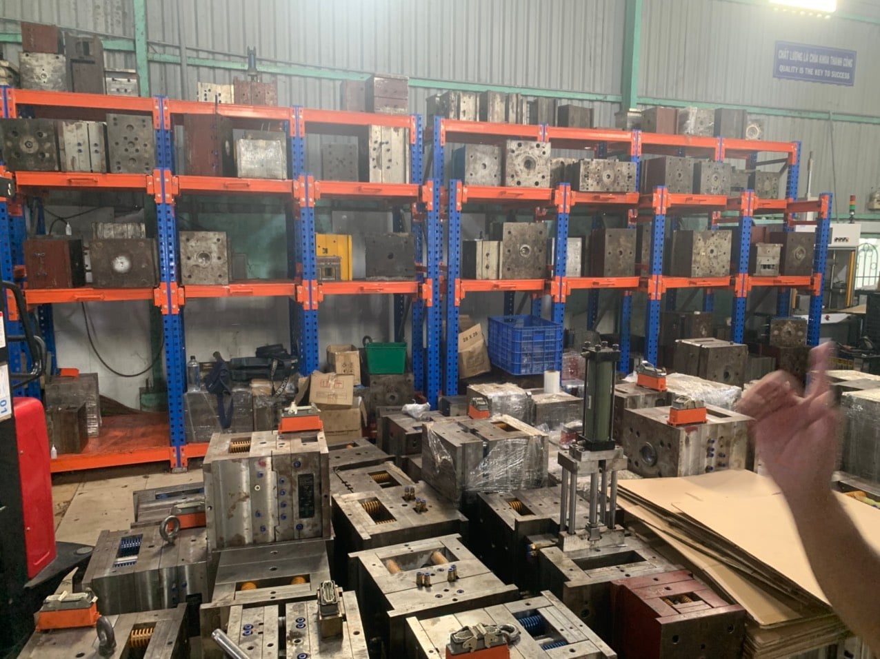 Mold area.jpg